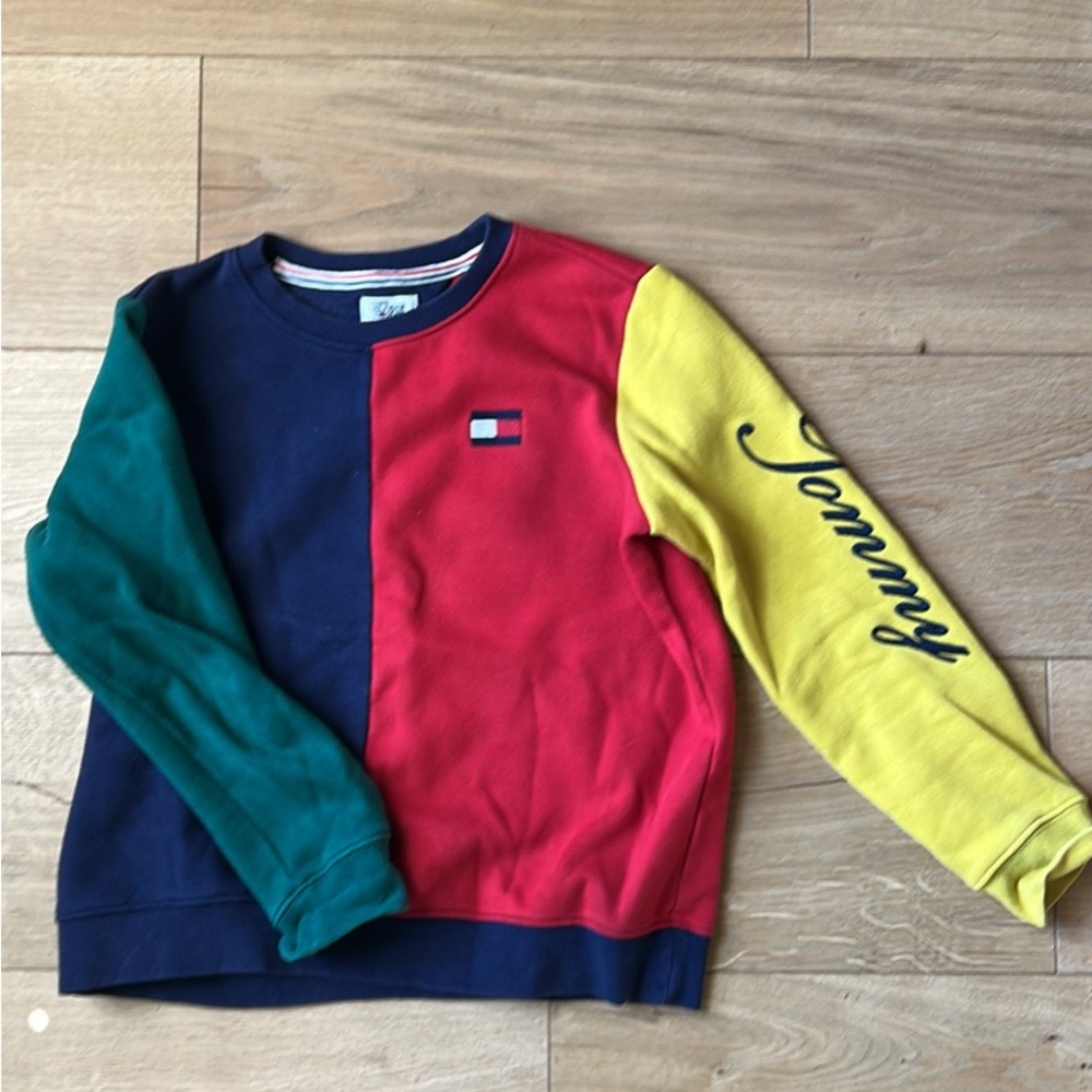 Vintage classic Tommy Hilfiger Men's Crewneck Sweater - Red, Green, Yellow